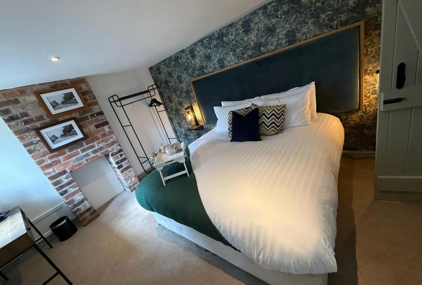 Long Whatton The Falcon Inn